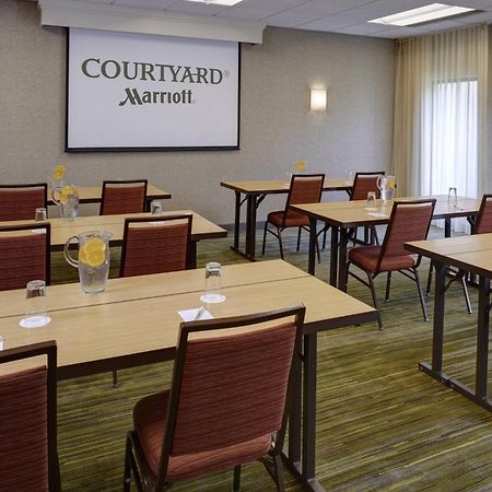 Courtyard By Marriott Indianapolis Airport Hotell Eksteriør bilde